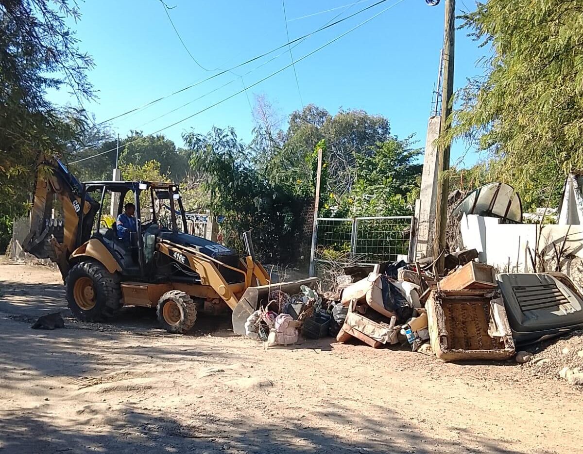 Retira Ayuntamiento de Hermosillo más de 100 toneladas de desperdicios en descacharre